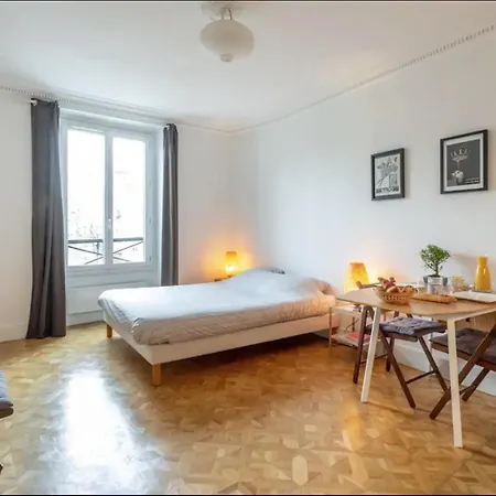 Alexis' Apartments *